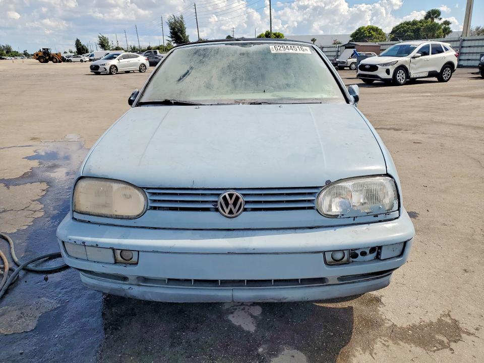 Photo 5 from auction – 1997 VOLKSWAGEN CABRIO with VIN 3VWBA81EXVM804256
