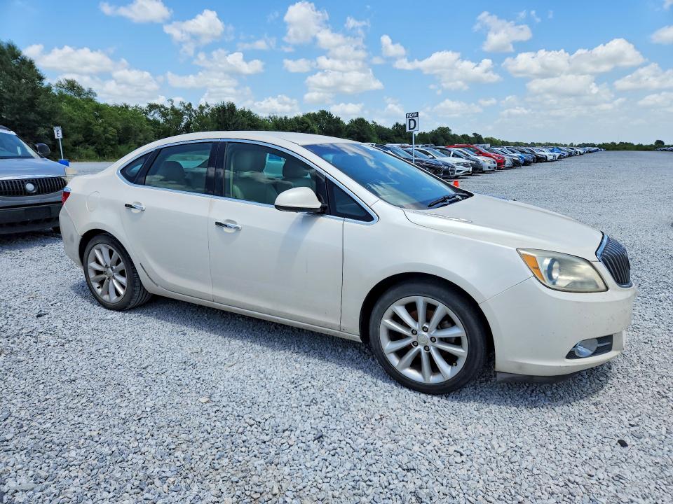 Photo 4 from auction – 2014 BUICK VERANO with VIN 1G4PP5SK2E4102255