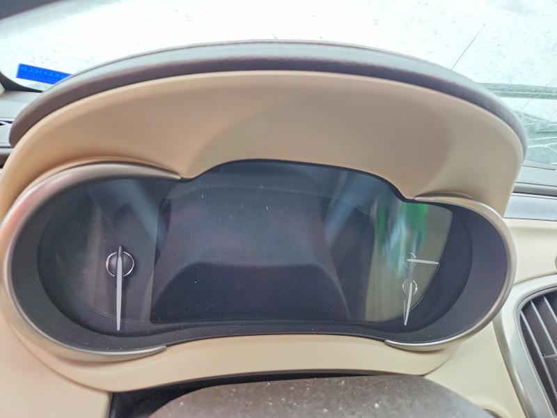 Photo 9 from auction – 2016 BUICK LACROSSE with VIN 1G4GB5G30GF175034