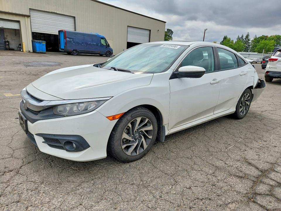 HONDA CIVIC 2016 with VIN 2HGFC2F72GH569912 - Photo from auction