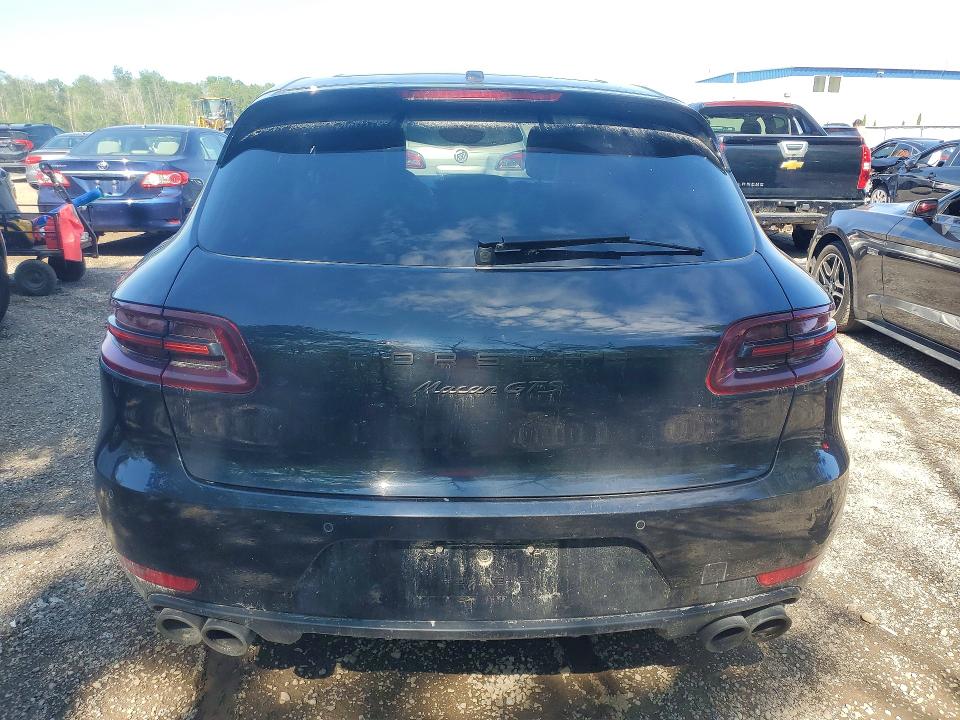 Photo 6 from auction – 2018 PORSCHE MACAN with VIN WP1AG2A59JLB60107