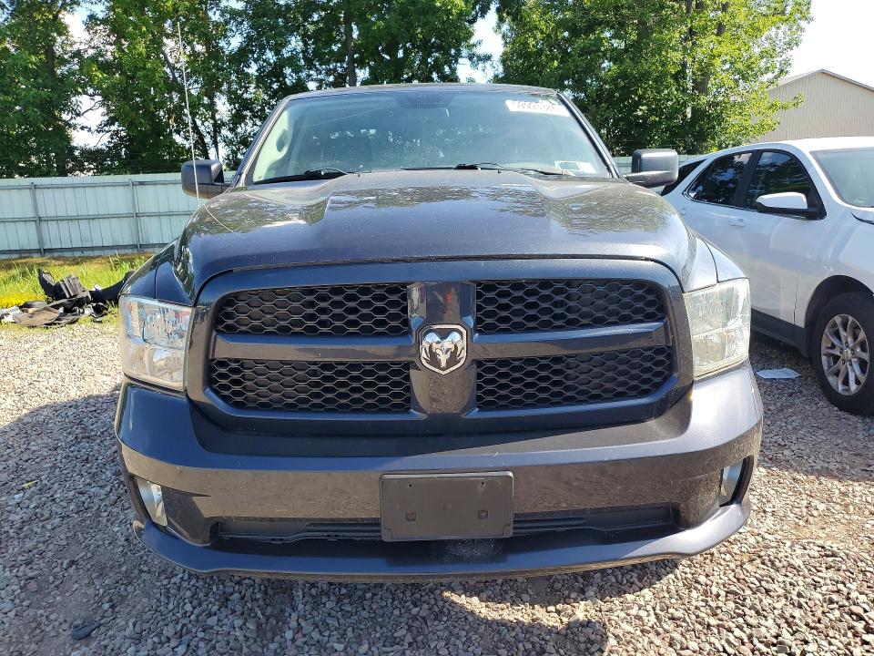 Photo 5 from auction – 2014 RAM 1500 with VIN 1C6RR7FT1ES375518