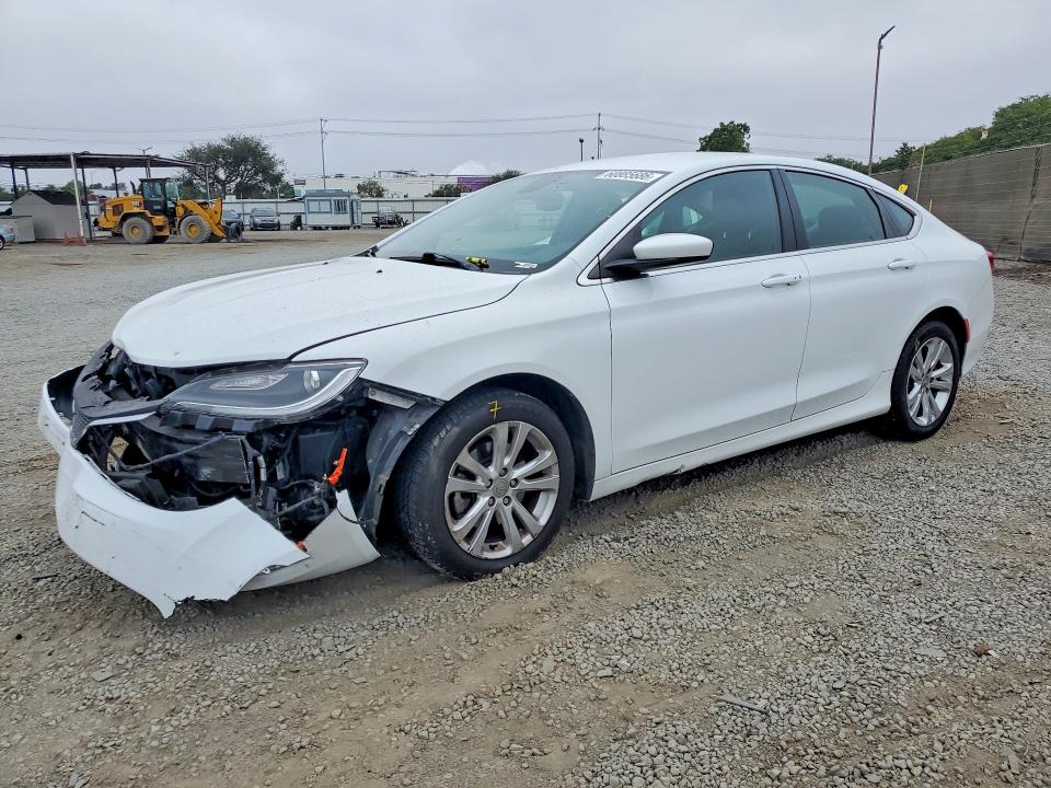 CHRYSLER 200 2015 with VIN 1C3CCCAB0FN702048 - Photo from auction