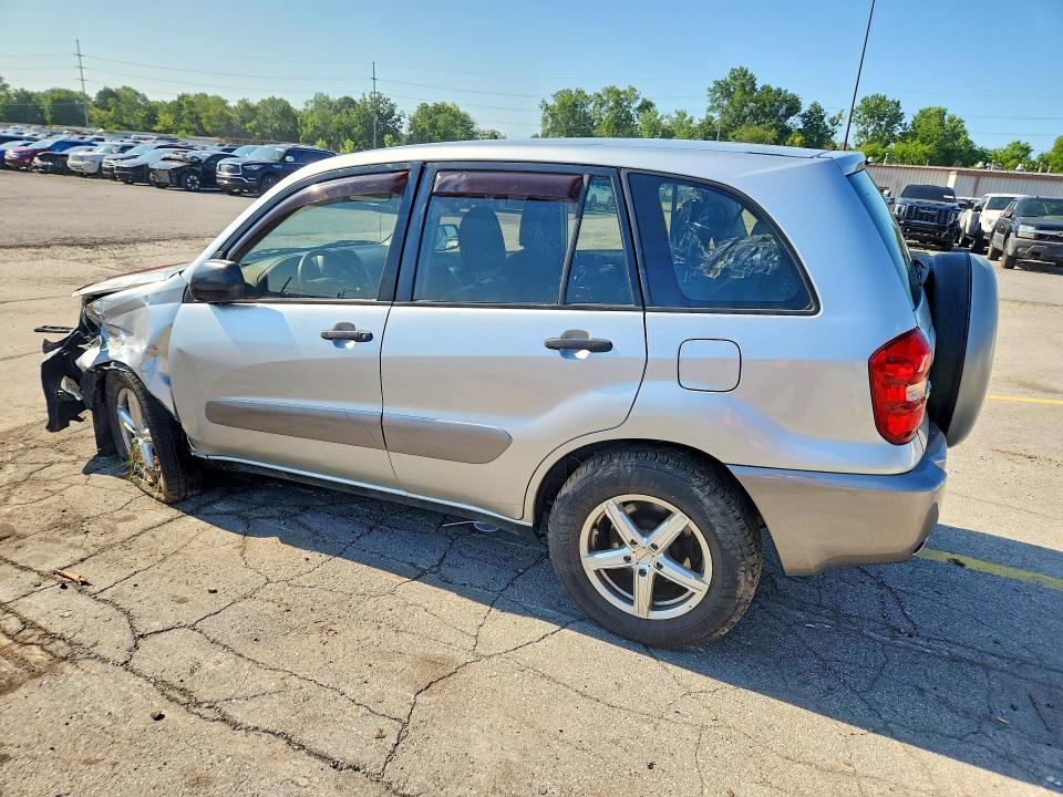 Photo 2 from auction – 2005 TOYOTA RAV4 with VIN JTEGD20V850047130
