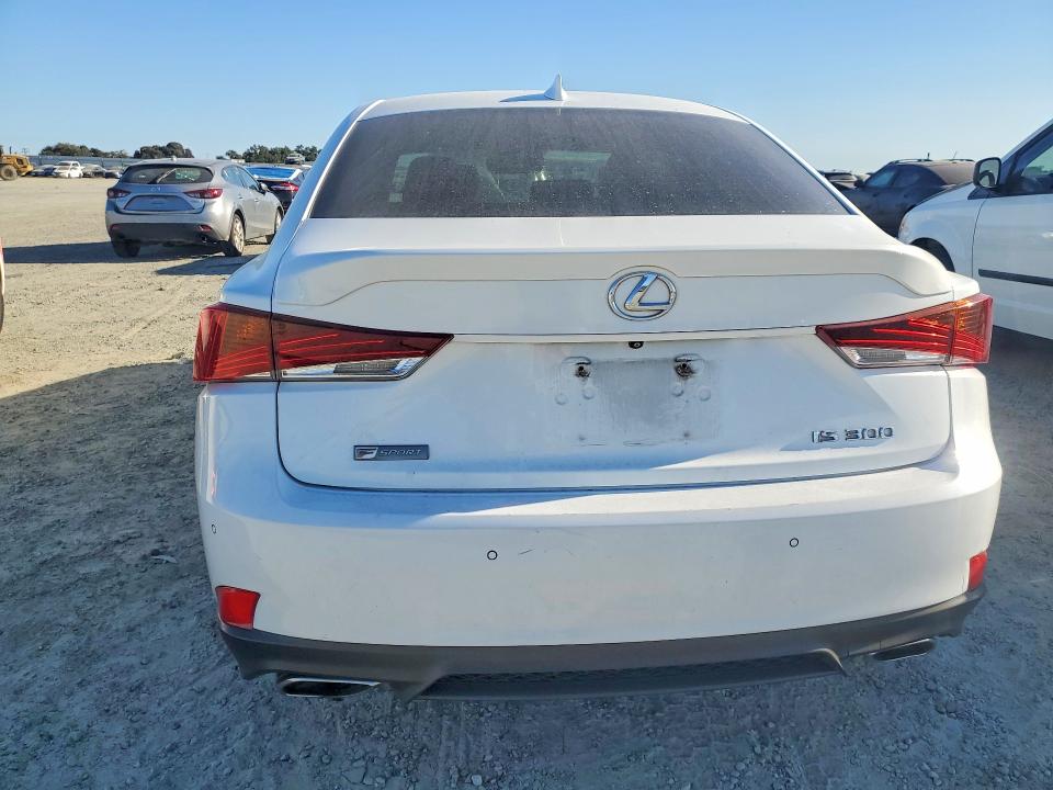 Photo 6 from auction – 2018 LEXUS IS with VIN JTHBA1D20J5081320