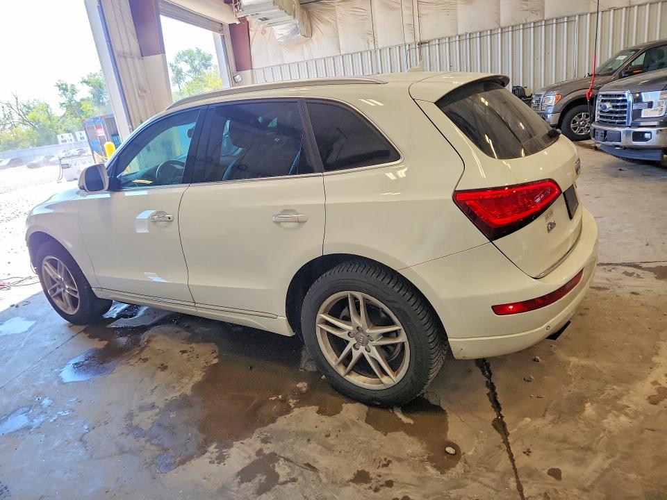 Photo 2 from auction – 2015 AUDI Q5 with VIN WA1LFAFP3FA094748
