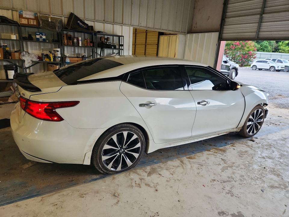 Фото 3 с аукциона – 2016 NISSAN MAXIMA с VIN 1N4AA6AP9GC439003