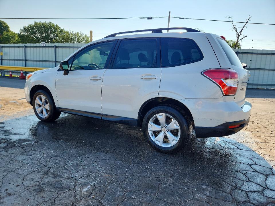 Photo 2 from auction – 2016 SUBARU FORESTER with VIN JF2SJABC3GH523139