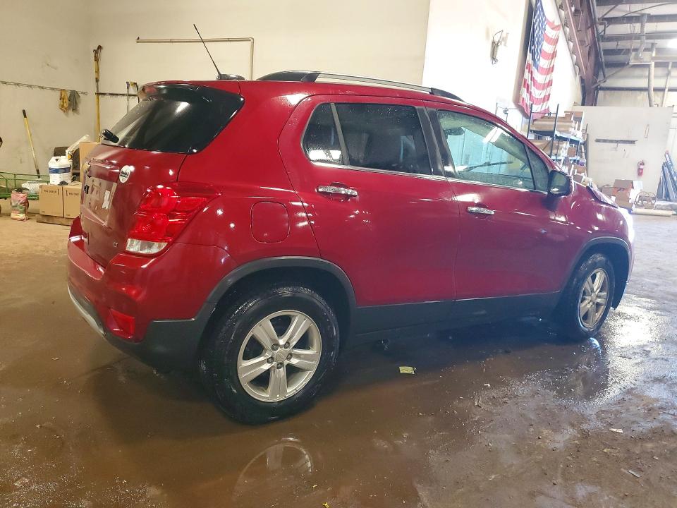 Фото 3 с аукциона – 2018 CHEVROLET TRAX с VIN 3GNCJLSB7JL336959