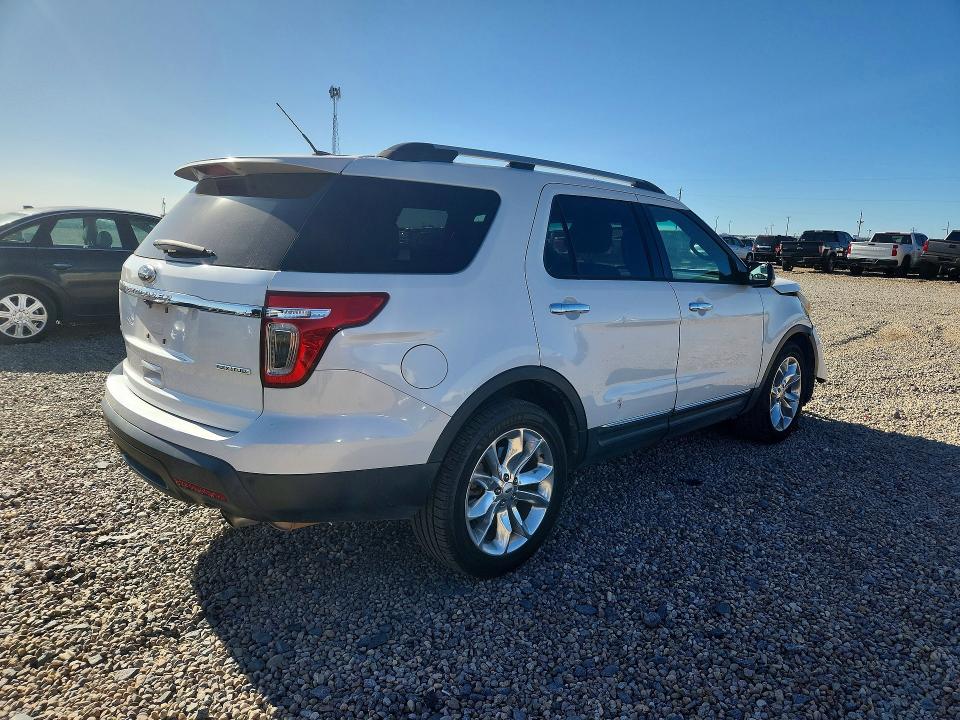 Photo 3 from auction – 2013 FORD EXPLORER with VIN 1FM5K7D86DGC05565