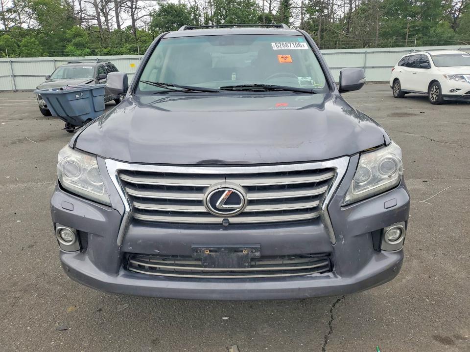 Photo 5 from auction – 2015 LEXUS LX with VIN JTJHY7AX5F4172135