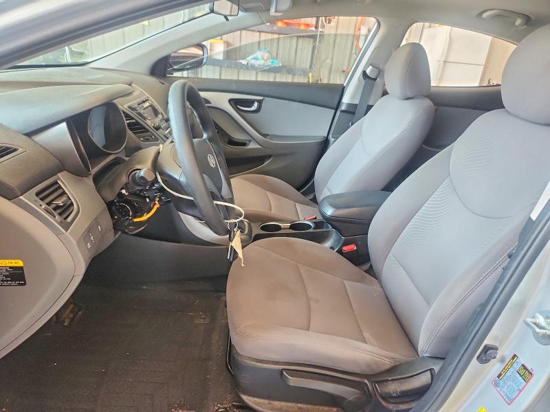 Снимка 7 от търг – 2016 HYUNDAI ELANTRA с VIN 5NPDH4AE1GH766893