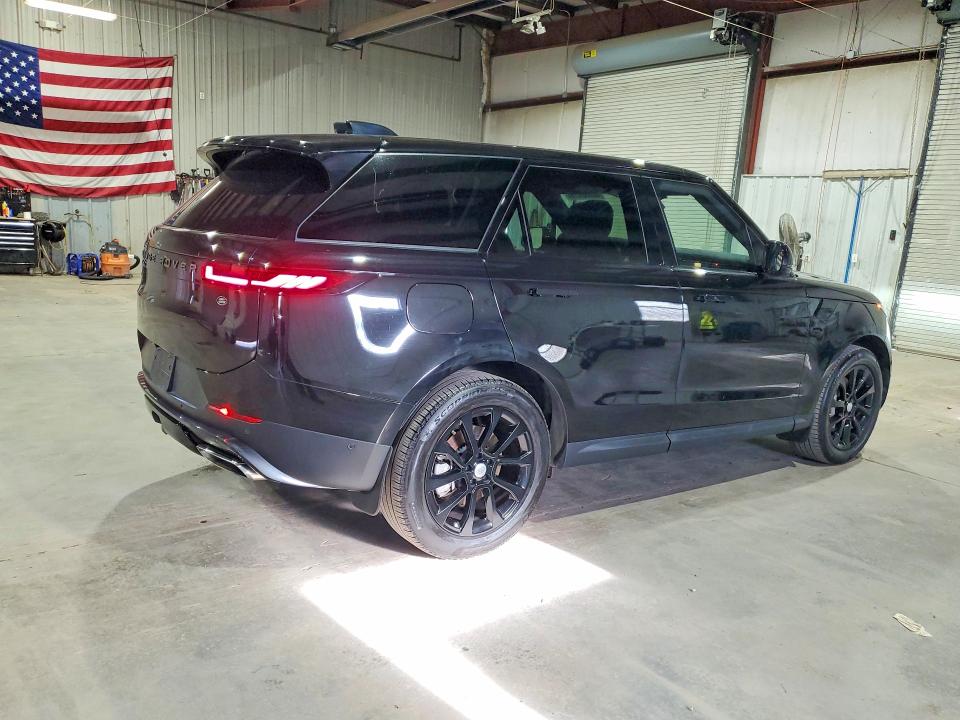 Photo 3 from auction – 2025 LAND ROVER RANGE ROVER SPORT with VIN SAL1P9EU9SA441325