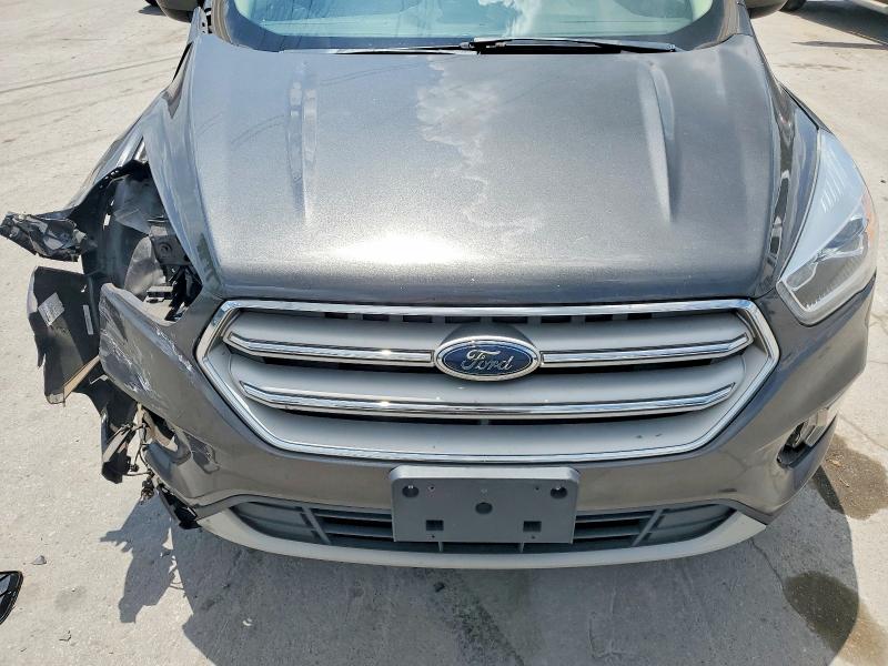 Photo 12 from auction – 2018 FORD ESCAPE with VIN 1FMCU9HD0JUC87231