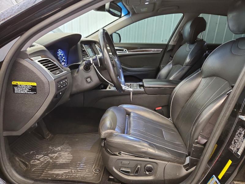 Photo 7 from auction – 2016 HYUNDAI GENESIS with VIN KMHGN4JE6GU141638