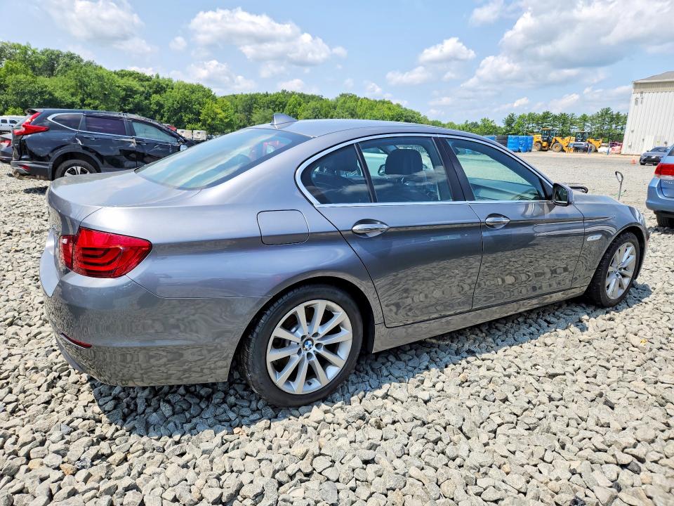Photo 3 from auction – 2013 BMW 528 with VIN WBAXH5C58DD108020