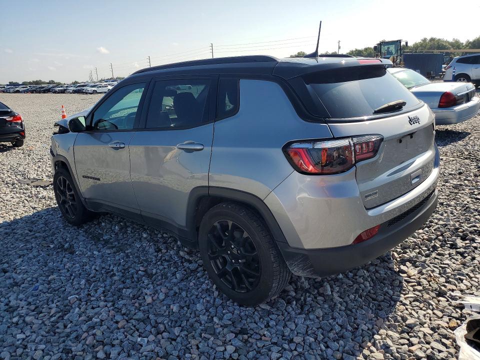Photo 2 from auction – 2022 JEEP COMPASS with VIN 3C4NJCBB0NT199077