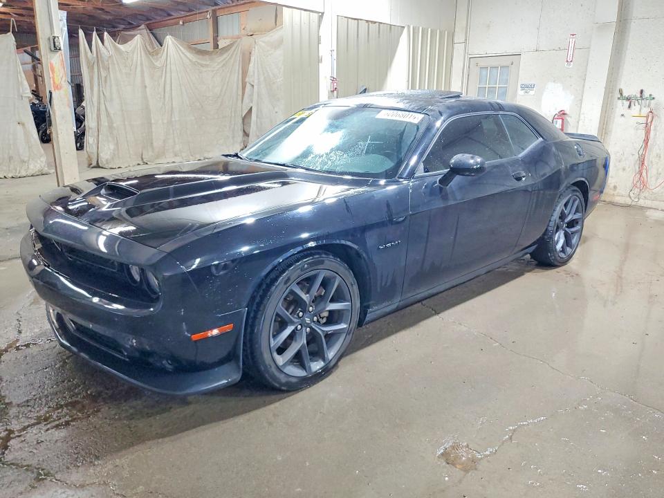 DODGE CHALLENGER 2021 with VIN 2C3CDZBT4MH555701 - Photo from auction