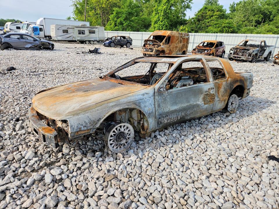 MERCURY COUGAR 1995 z numerem VIN 1MELM62W3SH642236 - Zdjęcie z aukcji
