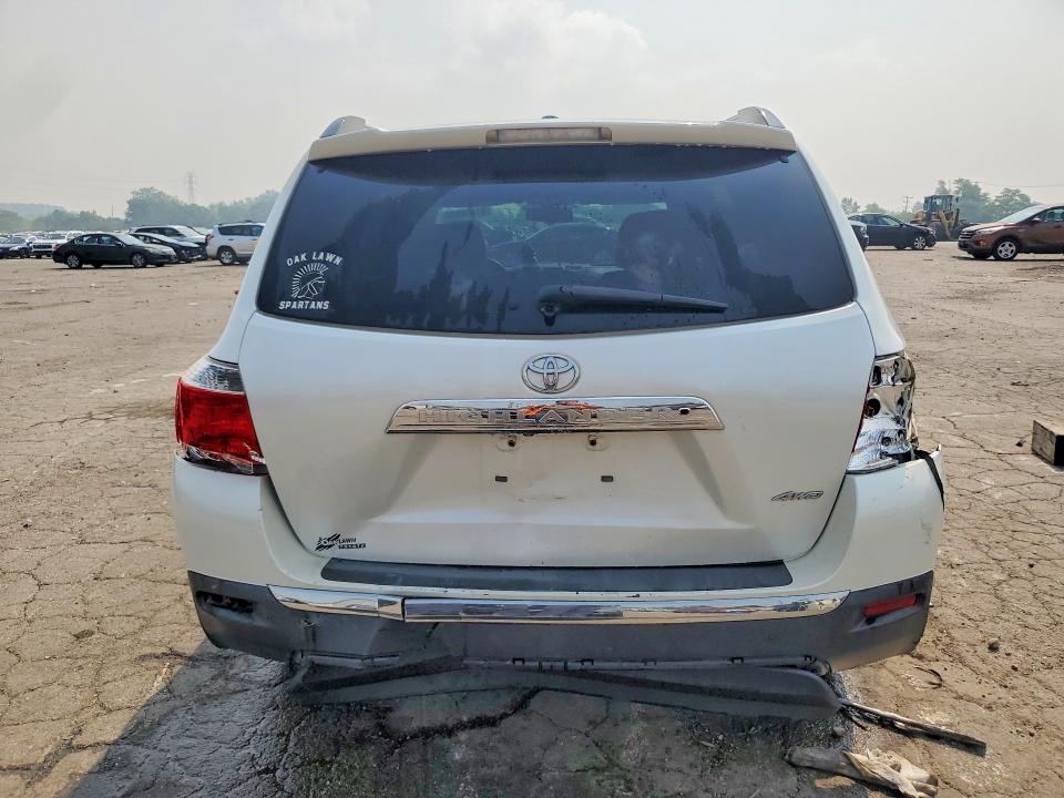 Photo 6 from auction – 2012 TOYOTA HIGHLANDER with VIN 5TDDK3EH4CS127315