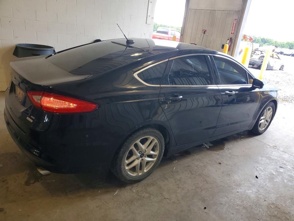 Photo 3 from auction – 2016 FORD FUSION with VIN 3FA6P0HD5GR176880