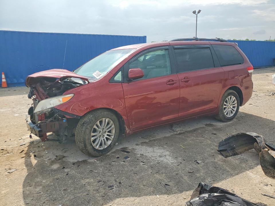 TOYOTA SIENNA 2011 with VIN 5TDYK3DC5BS092001 - Photo from auction