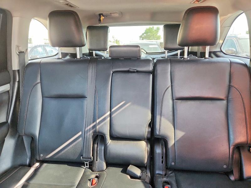 Photo 10 from auction – 2016 TOYOTA HIGHLANDER with VIN 5TDJKRFH0GS331233