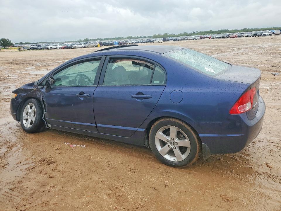 Photo 2 from auction – 2007 HONDA CIVIC with VIN 1HGFA16847L067480