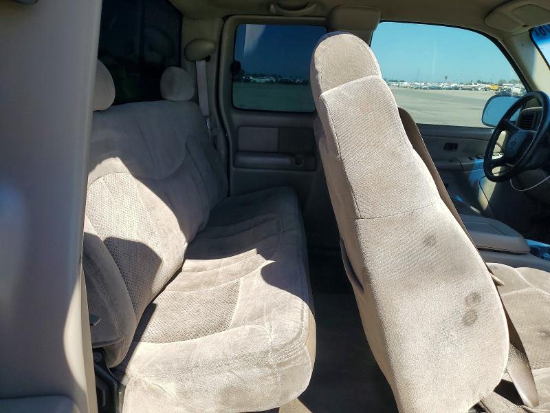 Photo 10 from auction – 2001 CHEVROLET SILVERADO with VIN 2GCEC19T411144768