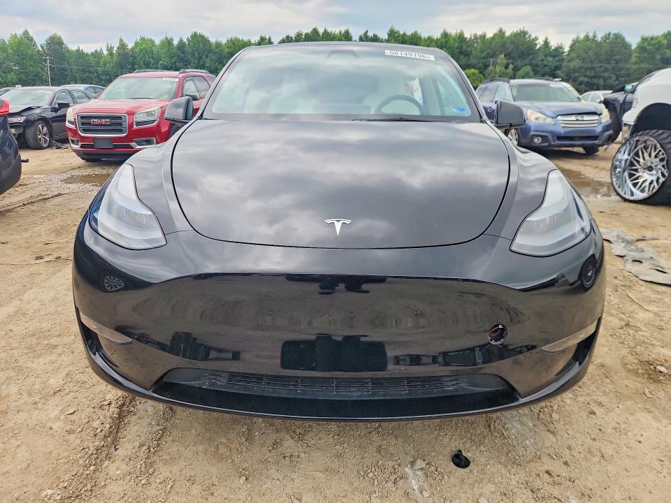 Zdjęcie 5 z aukcji – 2025 TESLA MODEL Y z VIN 7SAYGDEE7SF300927