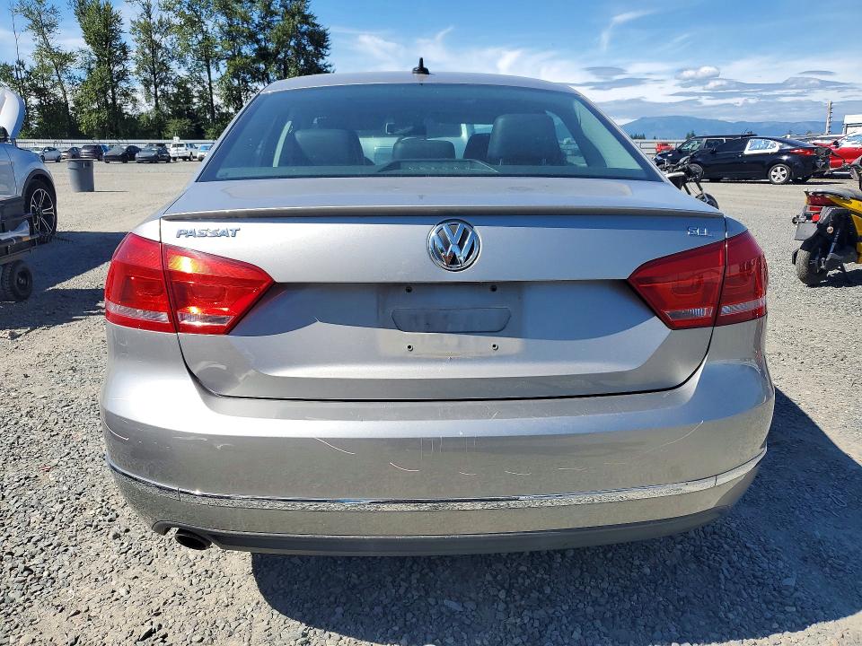 Photo 6 from auction – 2012 VOLKSWAGEN PASSAT with VIN 1VWCP7A39CC081154