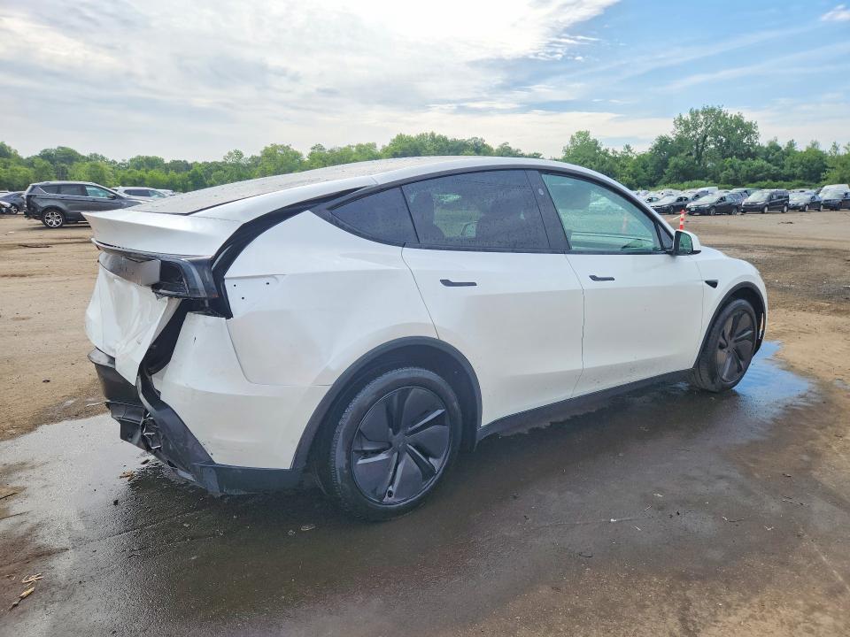 Photo 3 from auction – 2026 TESLA MODEL Y with VIN 7SAYGDEE2TA387084