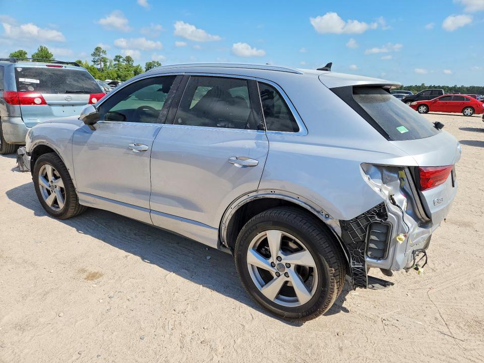 Фото 2 с аукциона – 2020 AUDI Q3 с VIN WA1AECF35L1006703