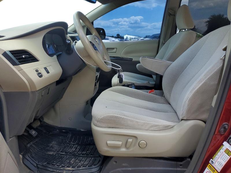 Photo 7 from auction – 2011 TOYOTA SIENNA with VIN 5TDKK3DC2BS070351