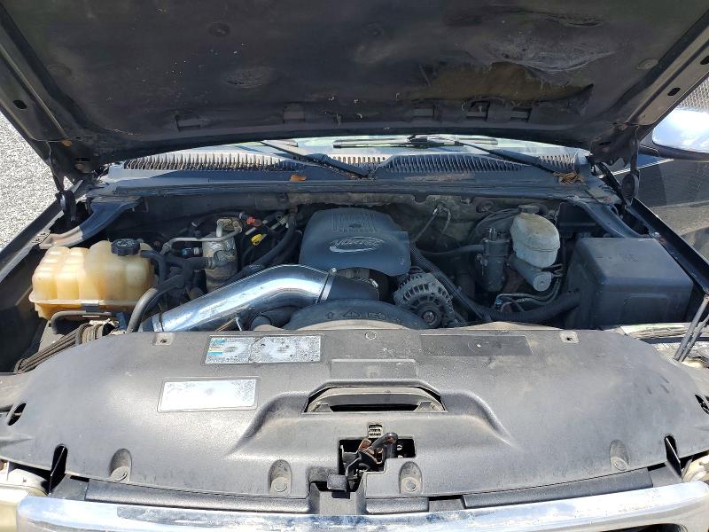 Photo 11 from auction – 2003 GMC YUKON with VIN 1GKEC13Z53R234815