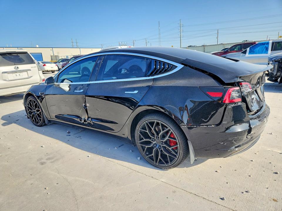 Photo 2 from auction – 2018 TESLA MODEL 3 with VIN 5YJ3E1EB6JF074041