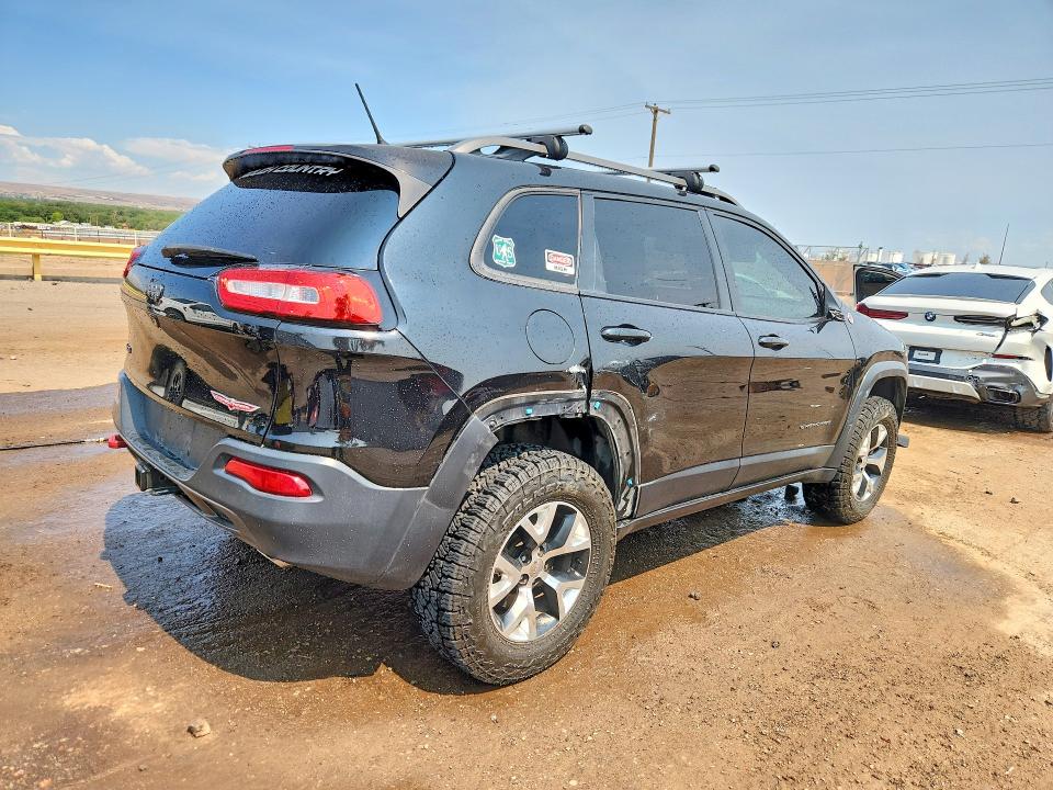 Photo 3 from auction – 2015 JEEP CHEROKEE with VIN 1C4PJMBS5FW739808