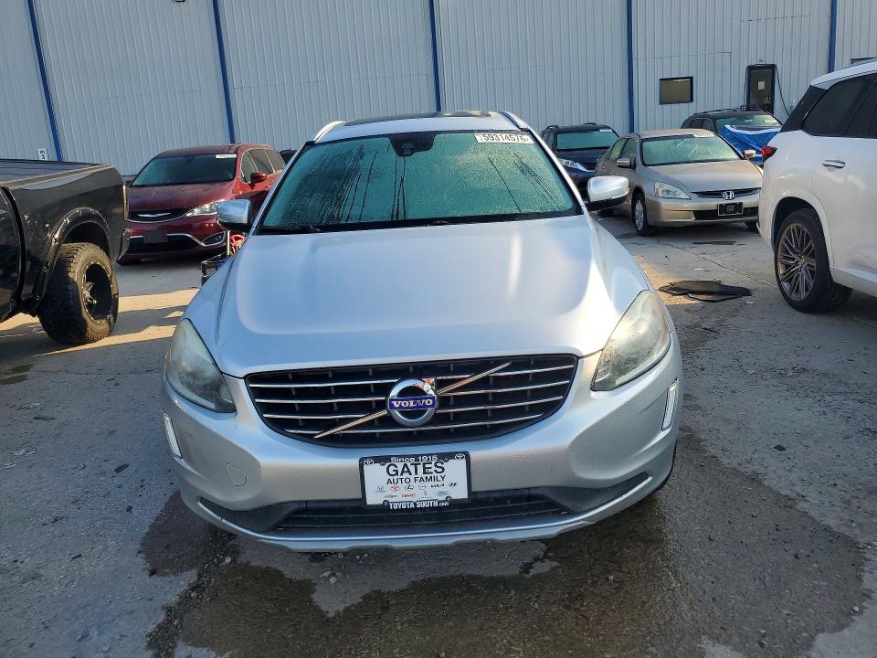Photo 5 from auction – 2017 VOLVO XC60 with VIN YV440MRU5H2001303