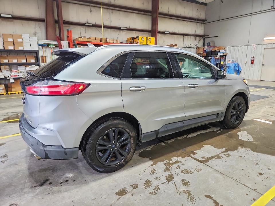 Photo 3 from auction – 2020 FORD EDGE with VIN 2FMPK3J97LBA17190