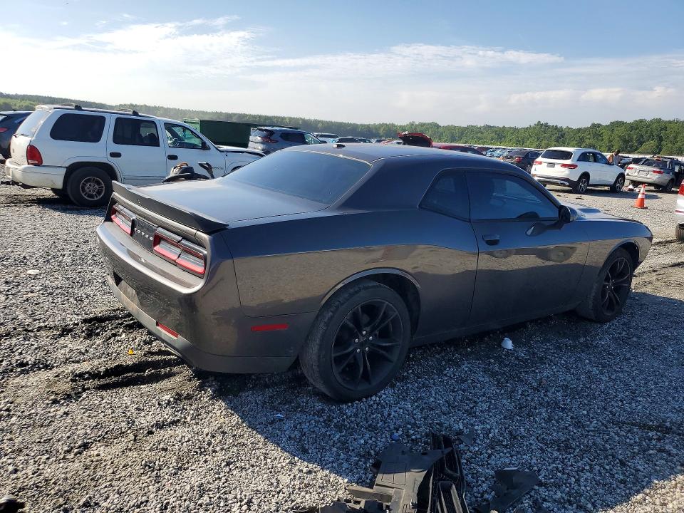 Photo 3 from auction – 2016 DODGE CHALLENGER with VIN 2C3CDZAG4GH183530
