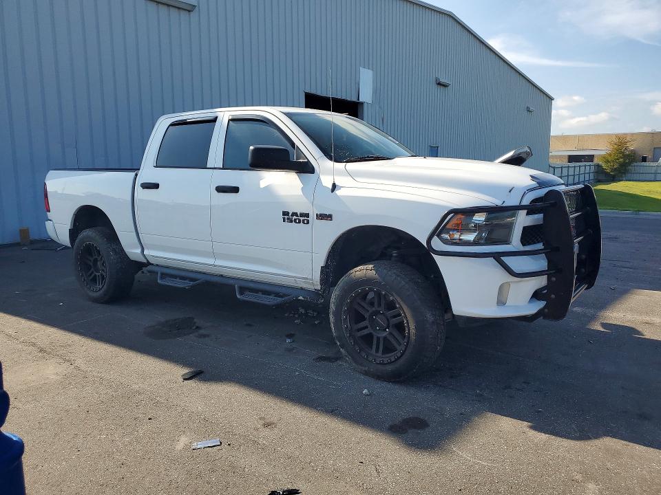 Photo 4 from auction – 2018 RAM 1500 with VIN 1C6RR7KT0JS314418