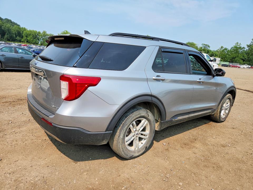Photo 3 from auction – 2023 FORD EXPLORER with VIN 1FMSK8DH9PGA25378