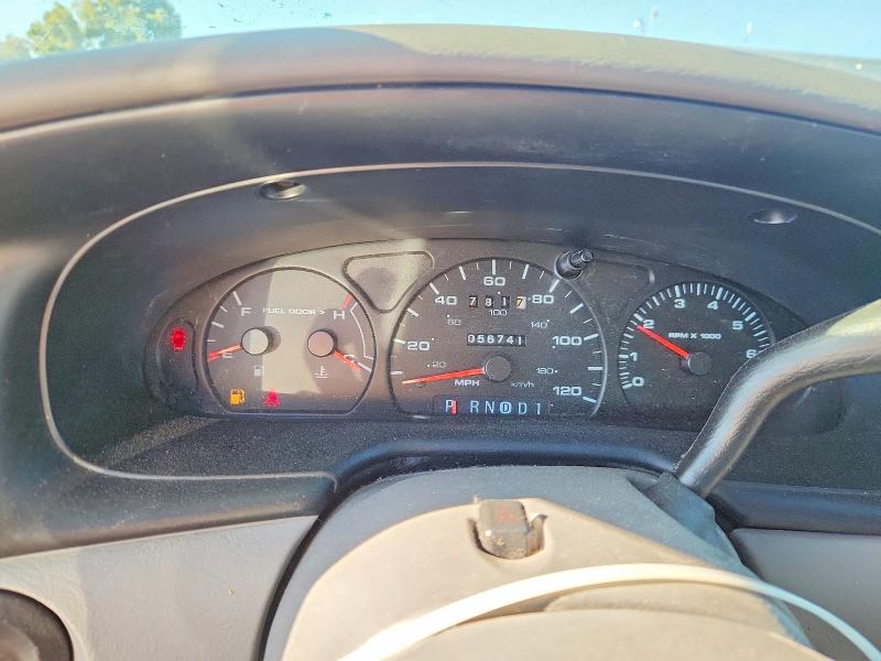 Photo 9 from auction – 2000 FORD TAURUS with VIN 1FAFP52U0YG261138