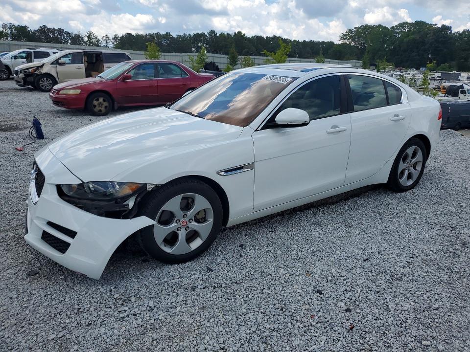 2018 JAGUAR XE