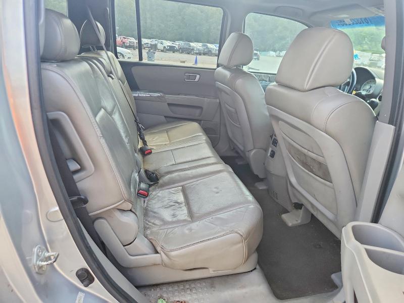 Photo 11 from auction – 2010 HONDA PILOT with VIN 5FNYF3H5XAB004210