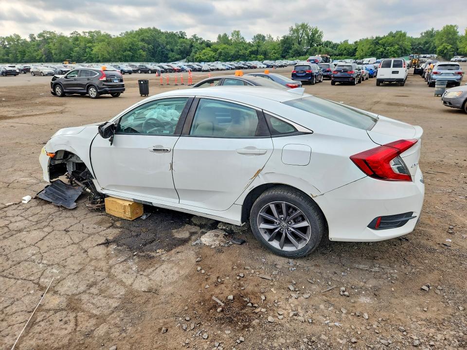 Photo 2 from auction – 2019 HONDA CIVIC with VIN 19XFC1F31KE202042