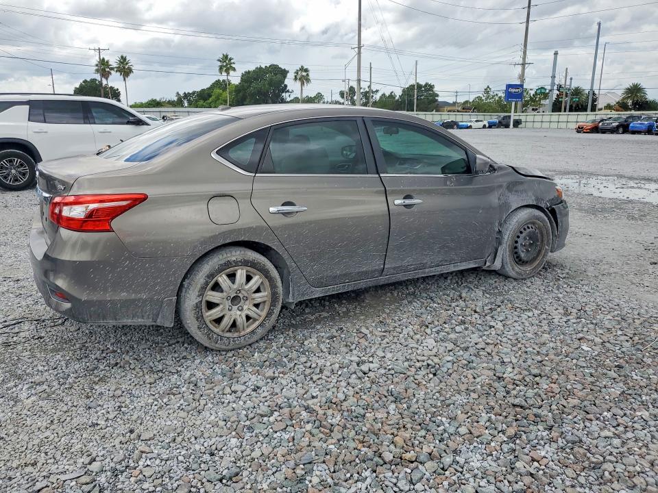 Photo 3 from auction – 2016 NISSAN SENTRA with VIN 3N1AB7AP5GY241316