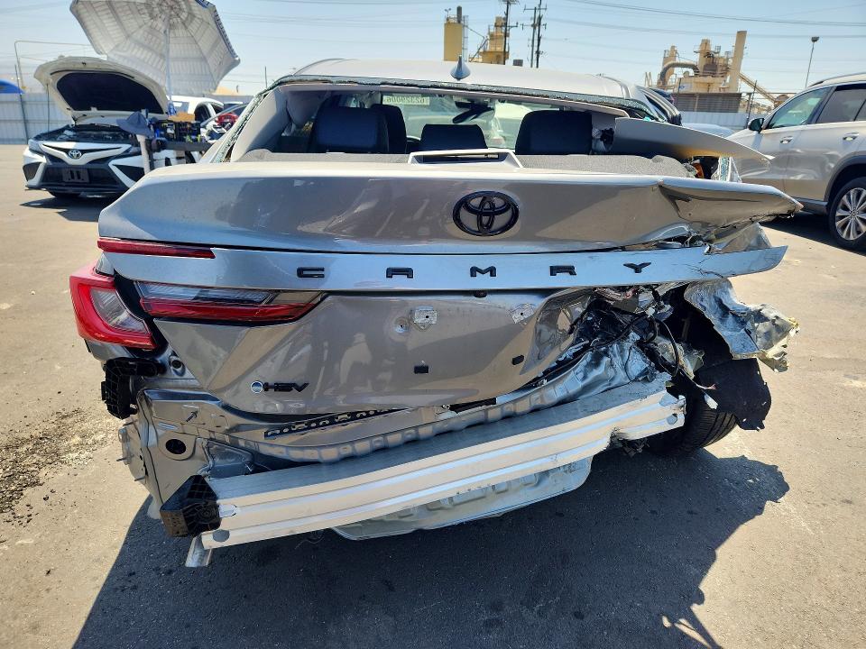 Photo 6 from auction – 2026 TOYOTA CAMRY with VIN 4T1DAACK1TU277900