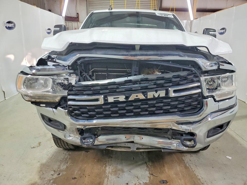 Photo 5 from auction – 2024 RAM 2500 with VIN 3C6UR5DJ8RG275929