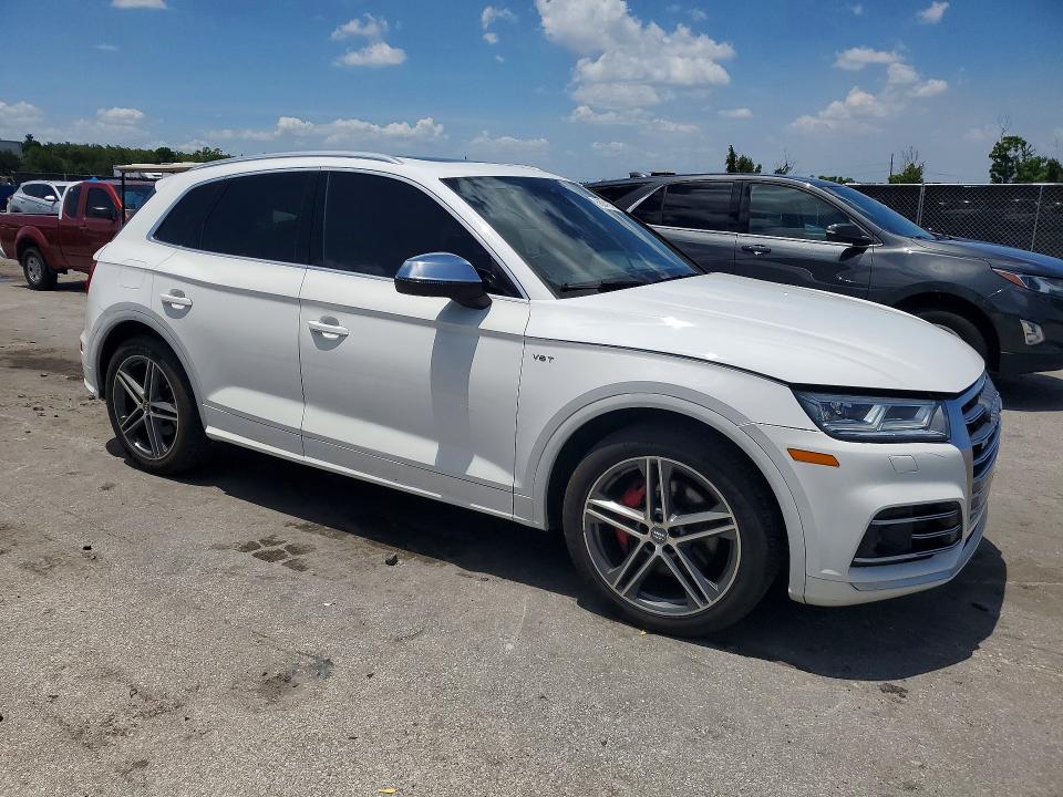 Photo 4 from auction – 2018 AUDI SQ5 with VIN WA1C4AFY8J2182275